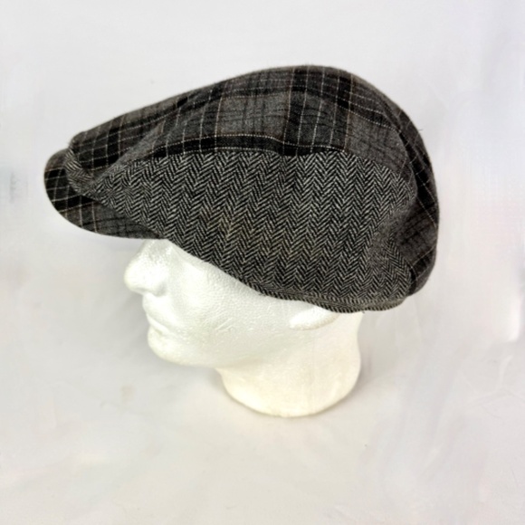 Dockers Flat Cap XL Gray Herringbone Tweed and Black Plaid Fully Lined Excellent - Picture 5 of 11